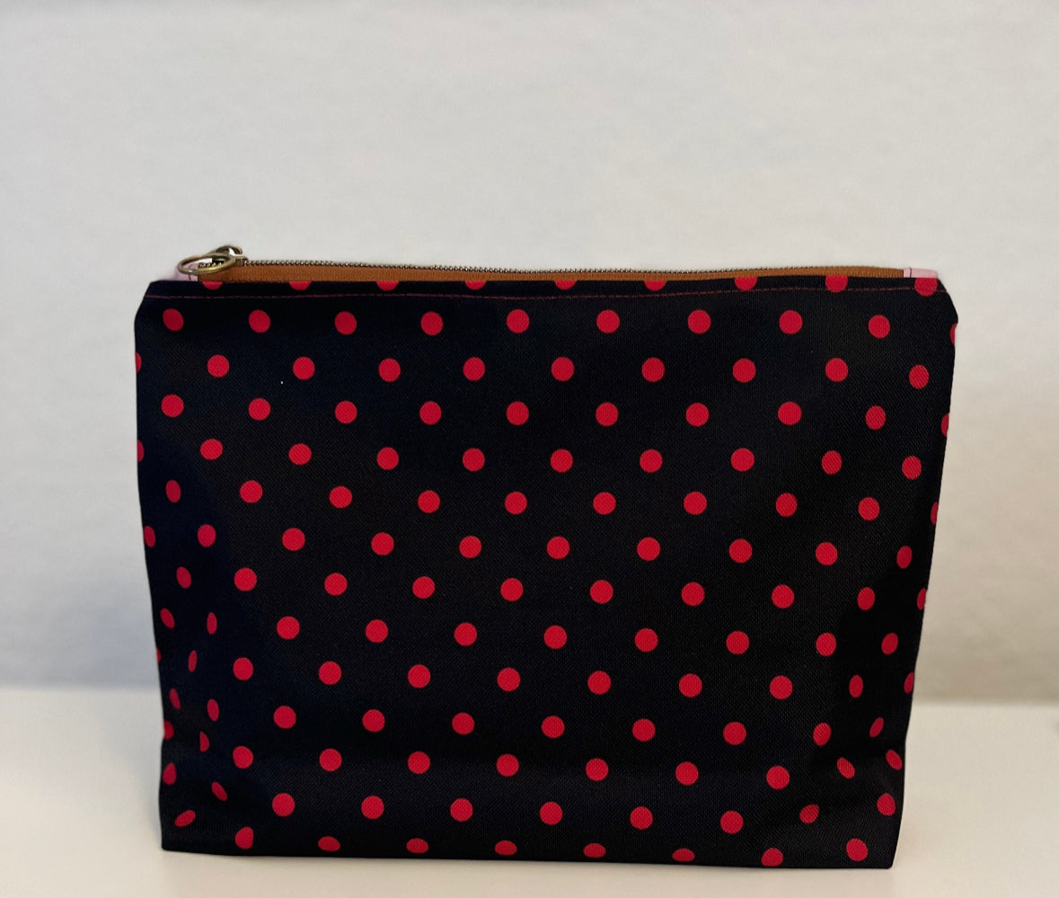The Wundertasche made of repellent fabric