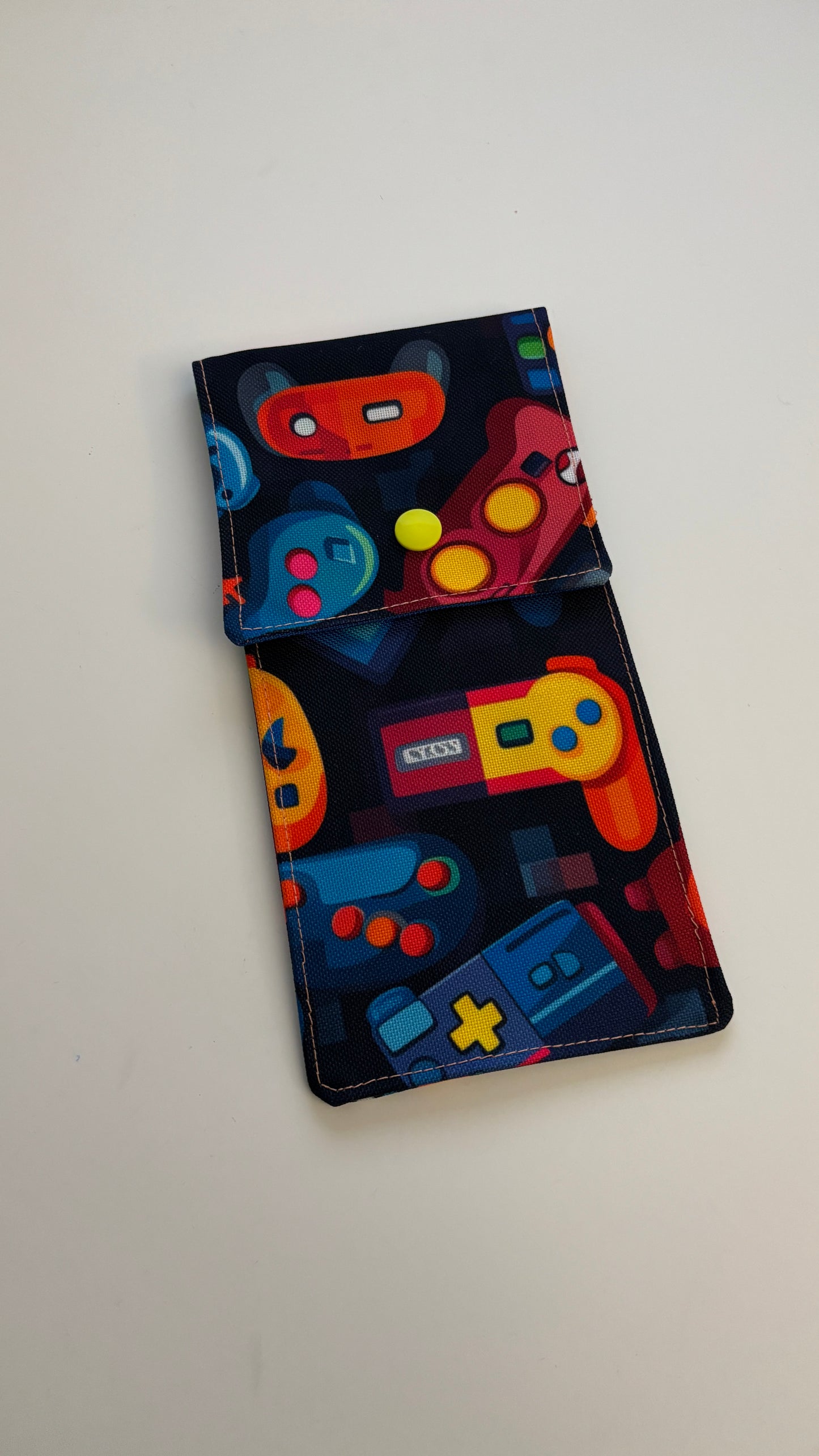 Multifunktionelles Etui - handgemacht und wasserabweisend