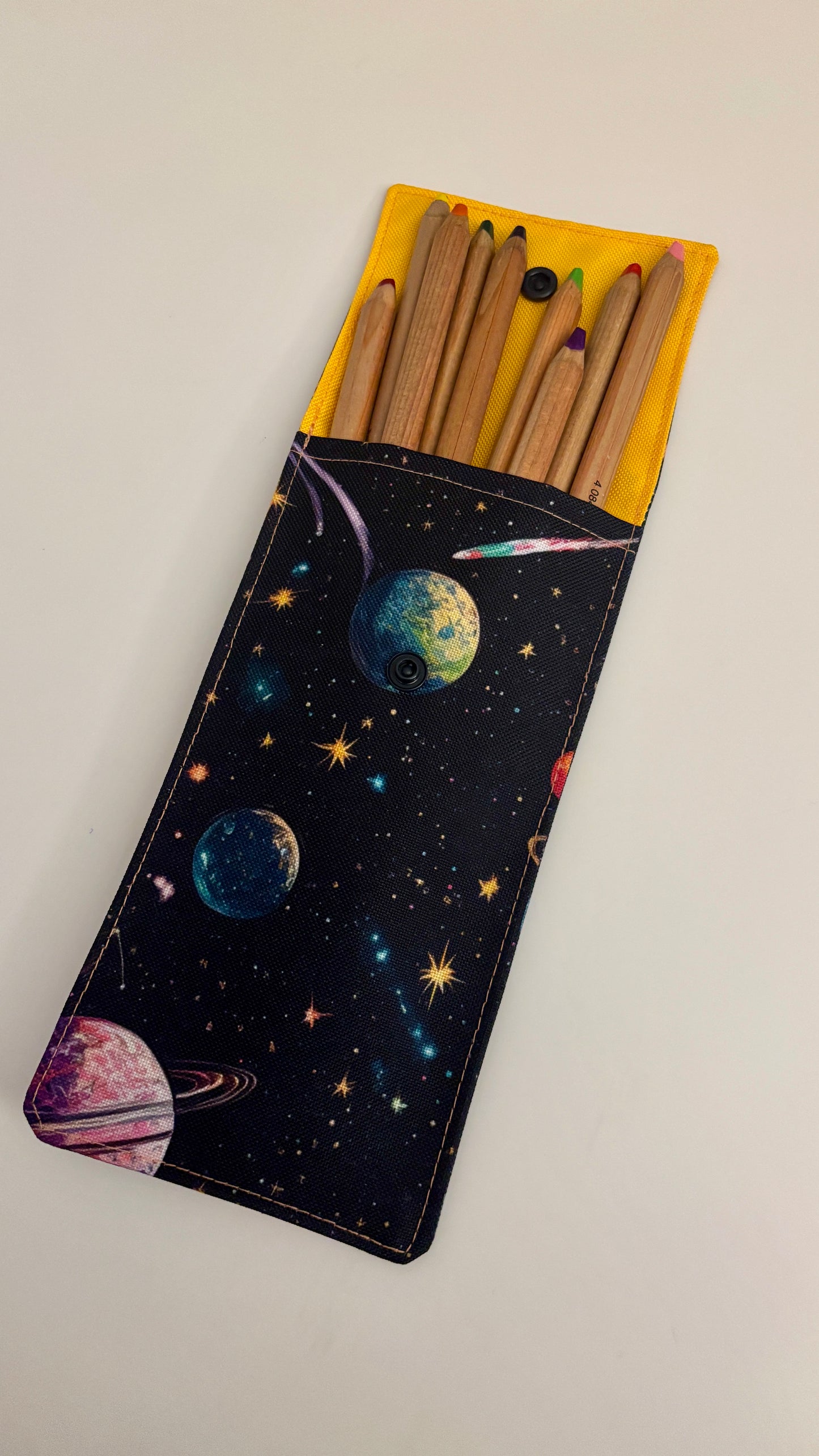 Multifunktionelles Etui - handgemacht und wasserabweisend